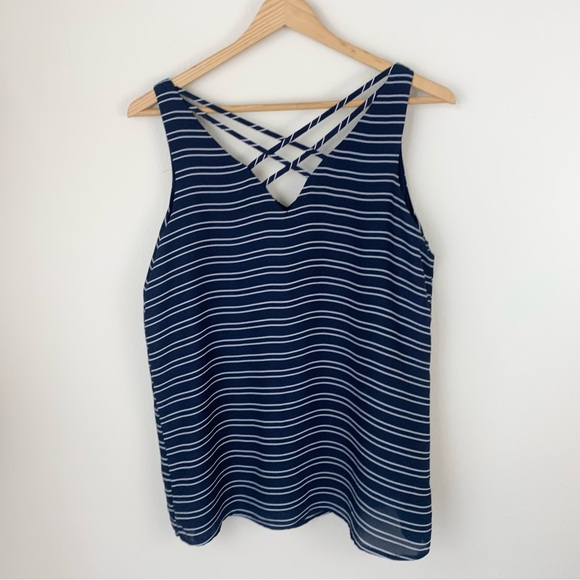 ✨5 FOR $25✨ Maurices navy blue stripe cross back tank top - Picture 2 of 8